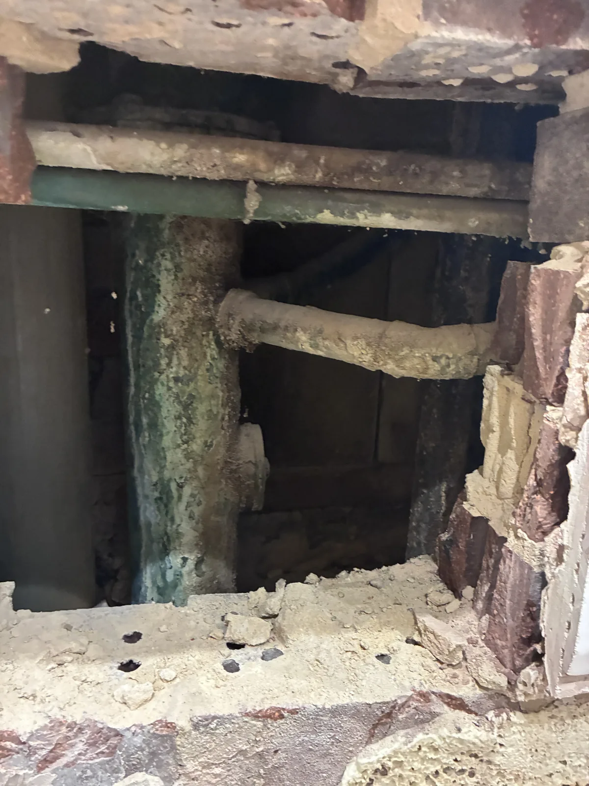 Bathroom Pipework Replacement repair work